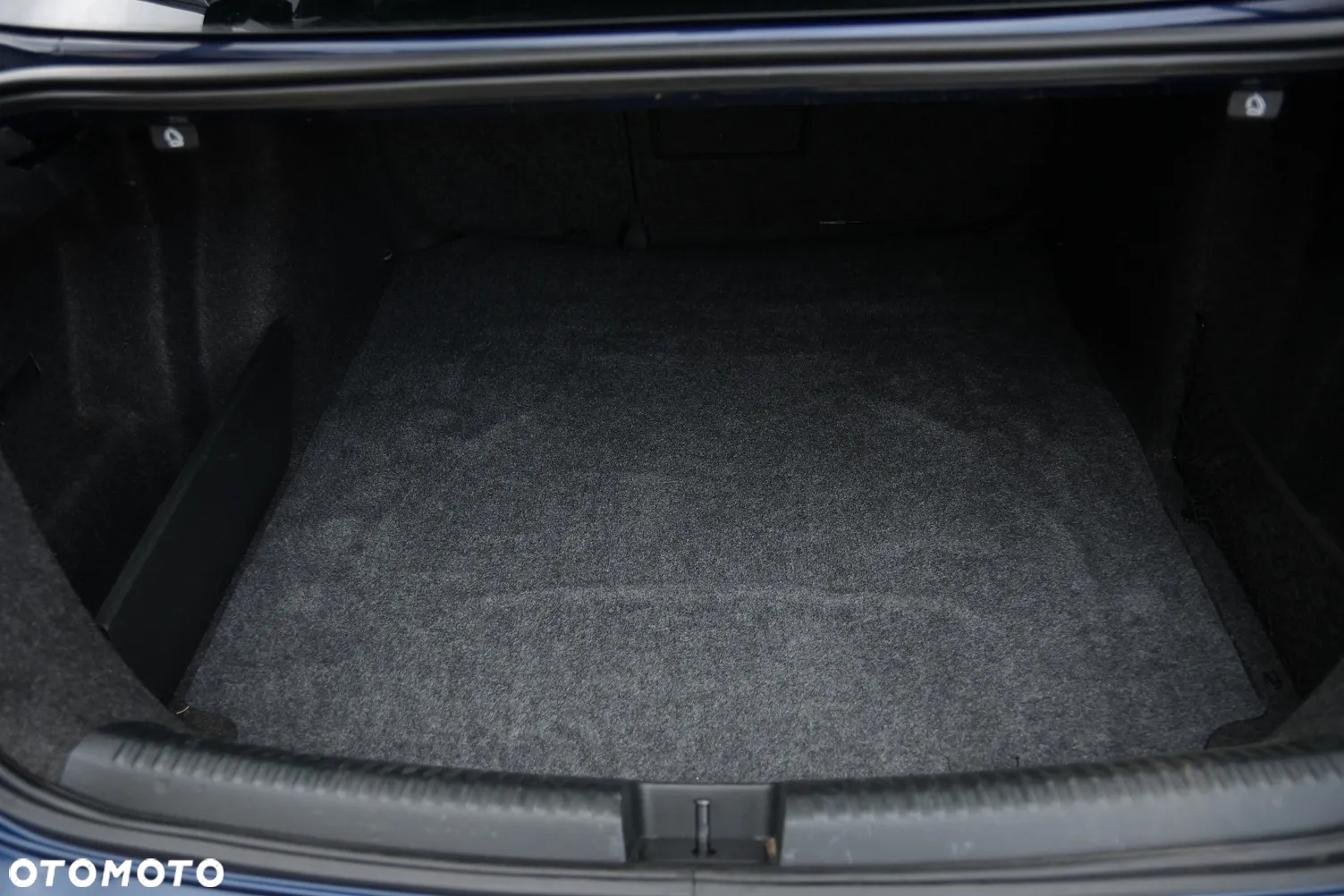 Volkswagen Jetta - 17