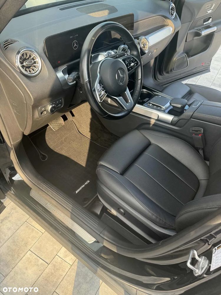 Mercedes-Benz GLB 250 4Matic 8G-DCT EDITION 2022 - 16