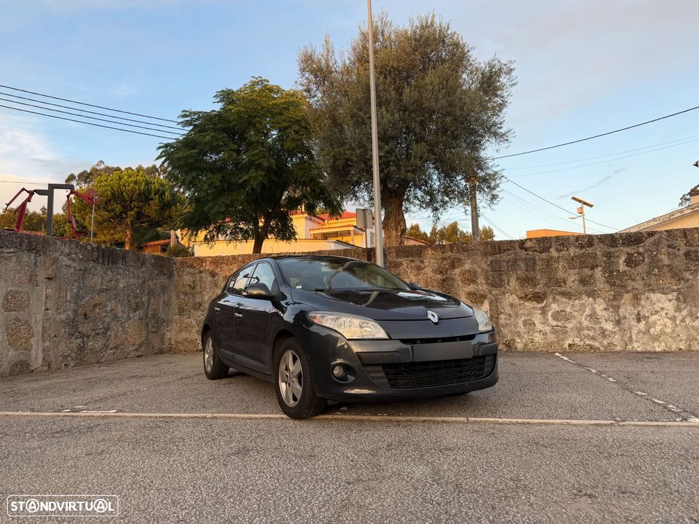 Renault Mégane 1.5 dCi Confort - 1