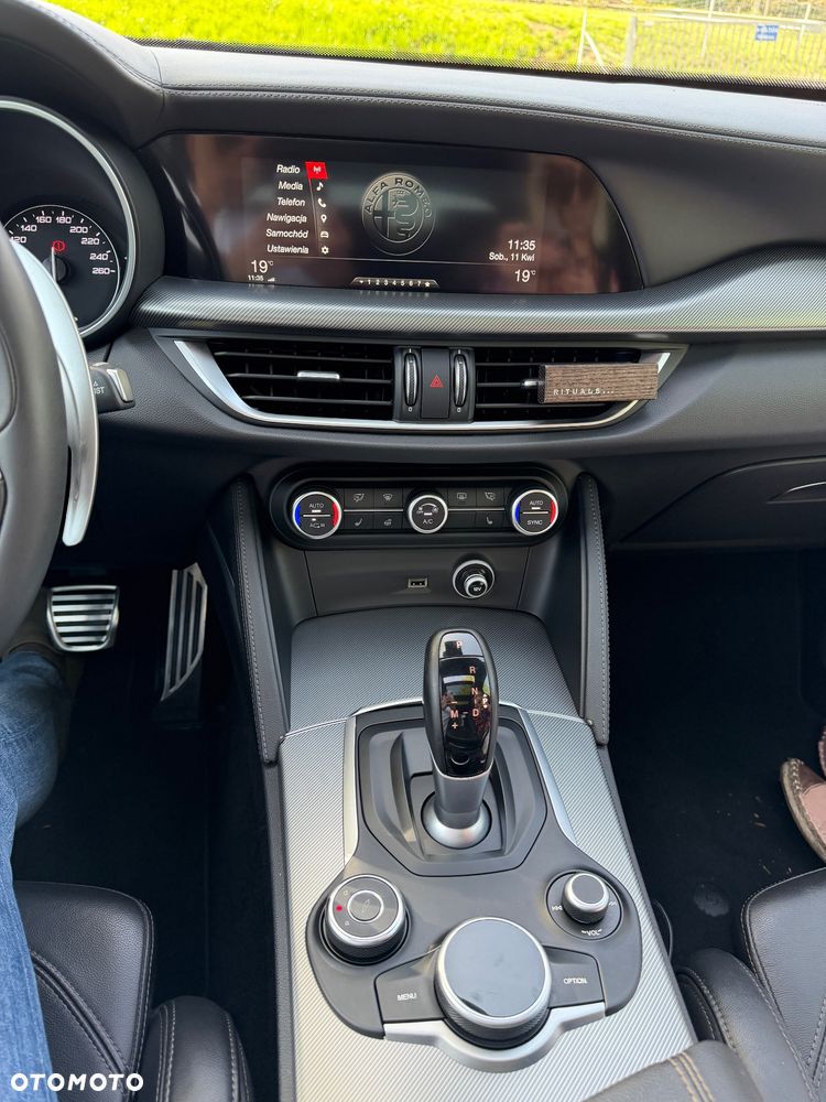 Alfa Romeo Stelvio 2.2 16V AT8 Q4 Ti - 11
