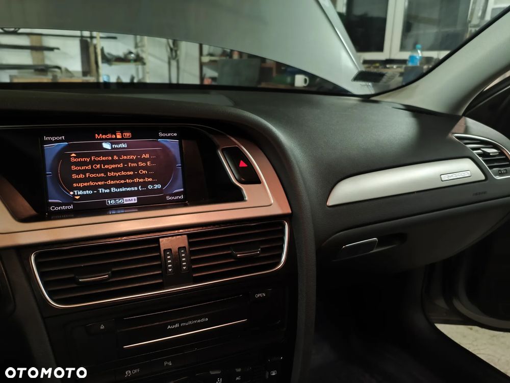 Audi A4 Avant 2.0 TDI Quattro - 22