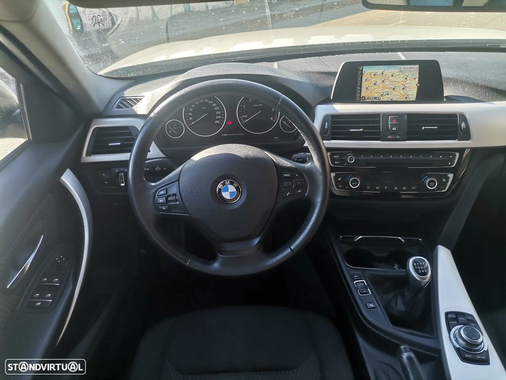 BMW 320 d Touring ED Line Sport - 8