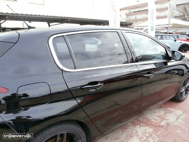 Peugeot 308 BlueHDi 130 Black Edition - 6
