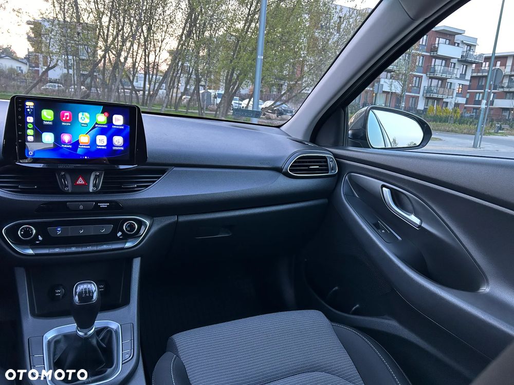 Hyundai i30 1.4 Classic + - 12