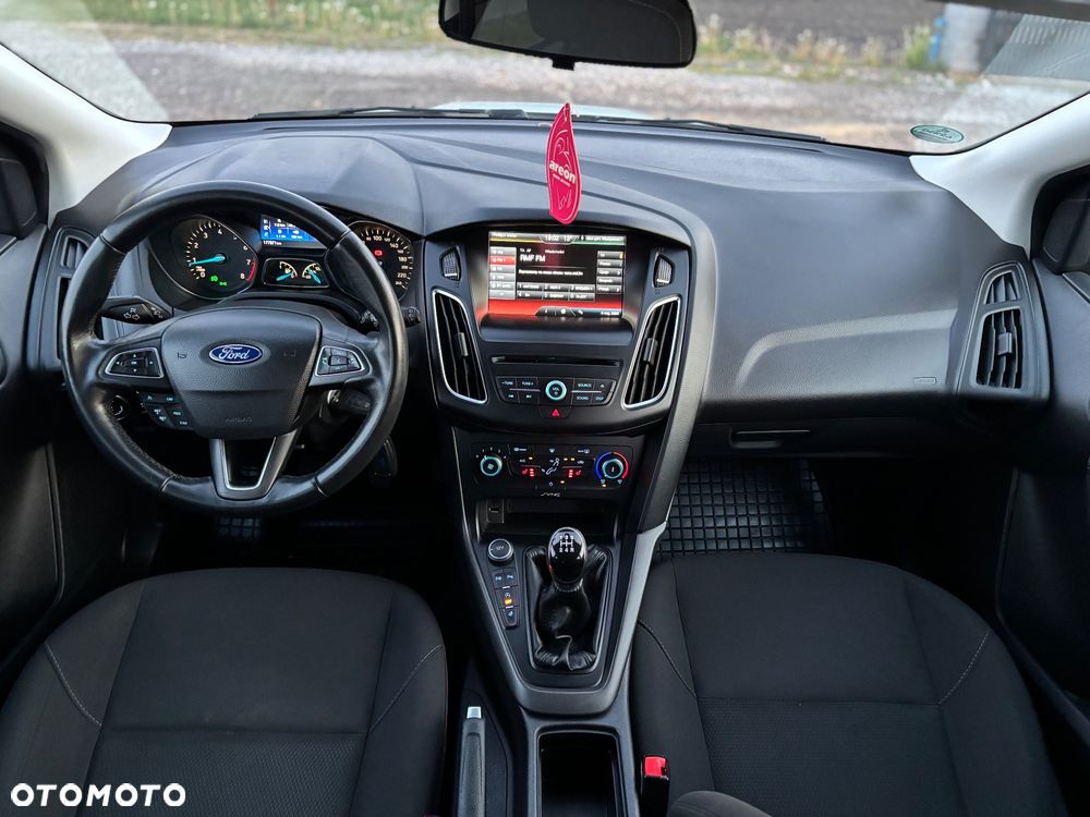 Ford Focus - 13