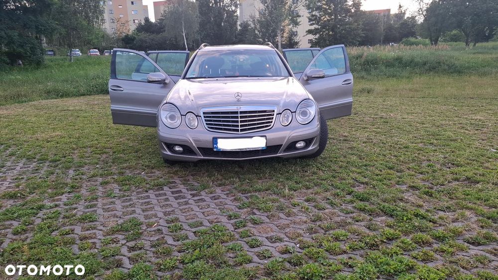Mercedes-Benz Klasa E - 17