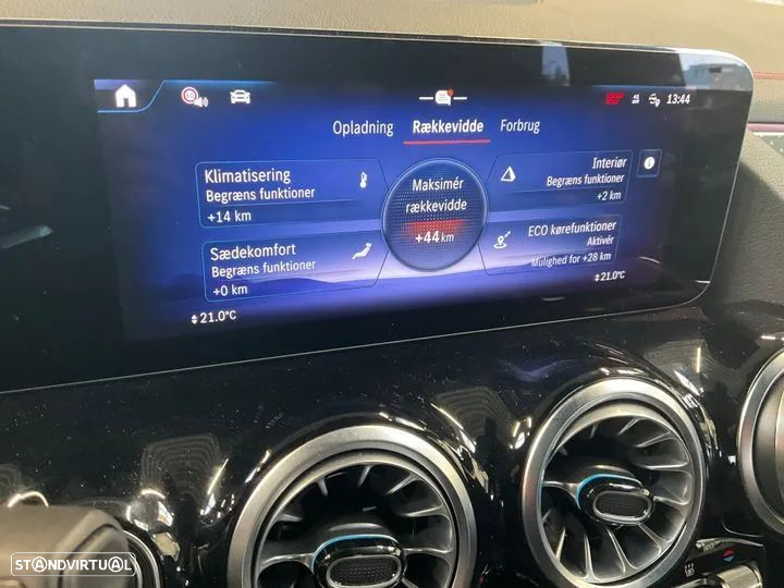 Mercedes-Benz EQA 350 4Matic AMG Line - 5