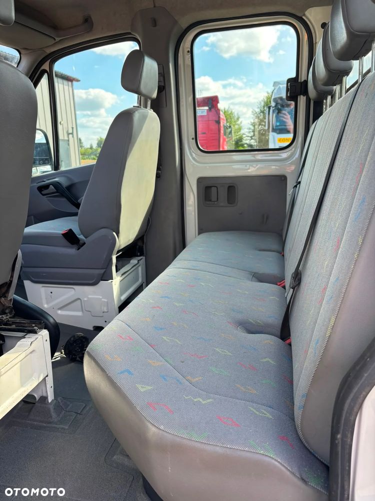 Volkswagen Crafter 2.5 TDI DOKA MAXI - 7