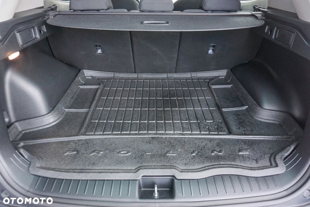 Kia Sportage 1.6 T-GDI HEV L 4WD - 31