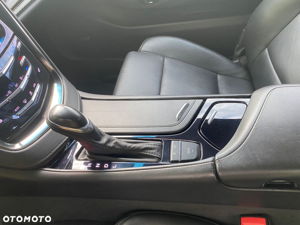 Cadillac ELR - 22