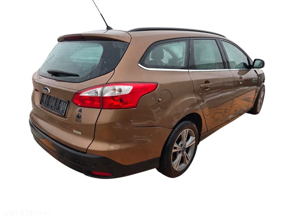 Ford Focus III Kombi 2014 Silnik 1.0 EcoBoost (M2DA) 100 KM (74 kW) YC Na części silnik, klapa, drzwi, zderzak, lampa
