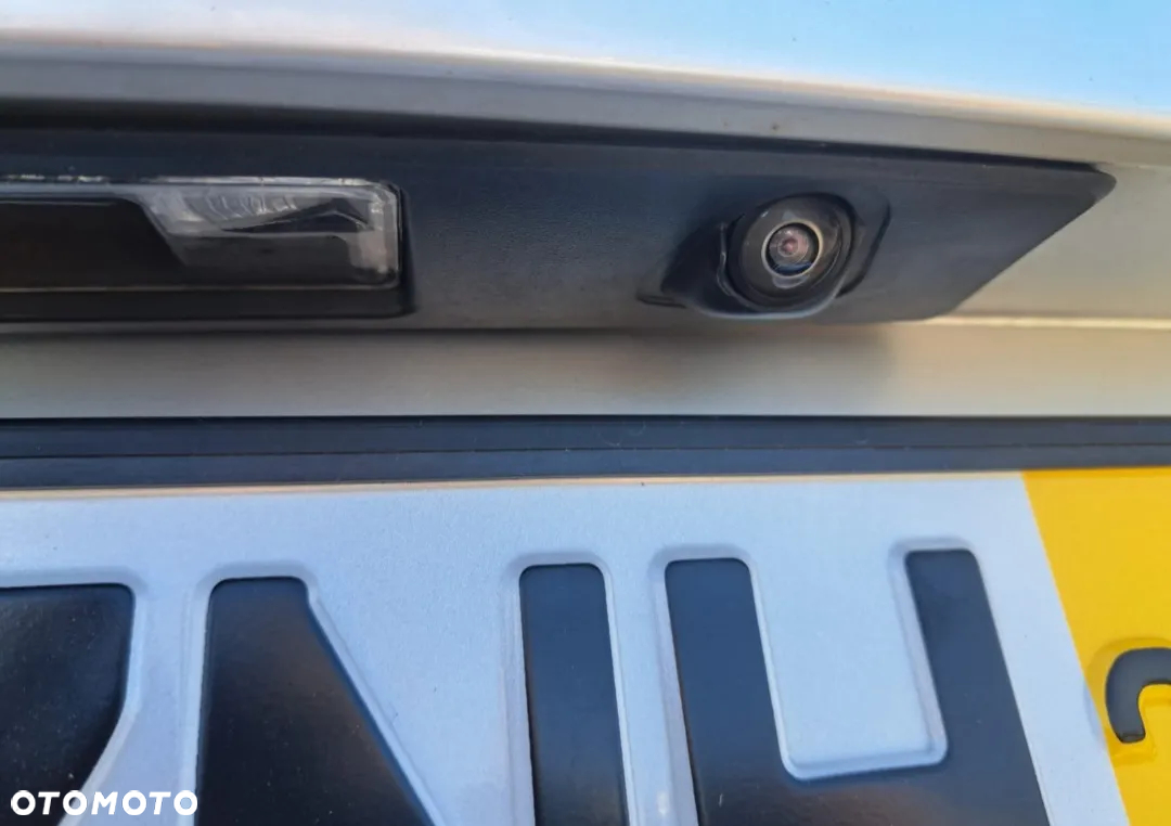 Volvo V60 B4 D Geartronic RDesign - 21