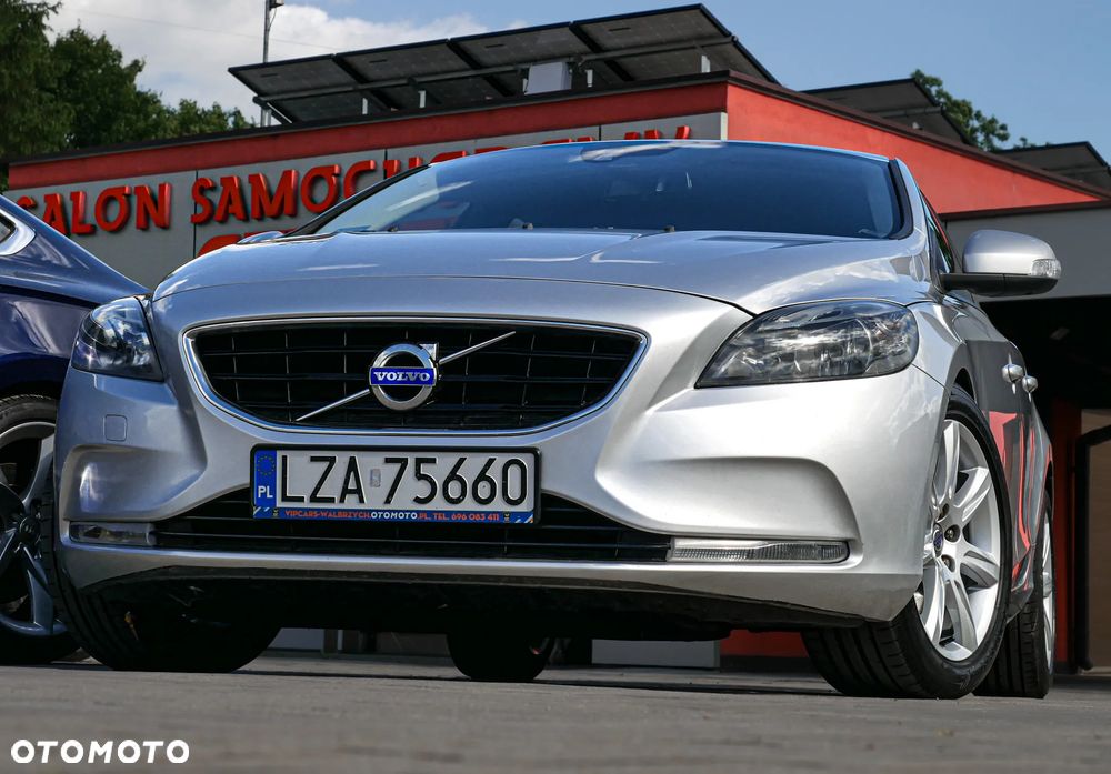 Volvo V40 D2 Powershift Momentum - 4