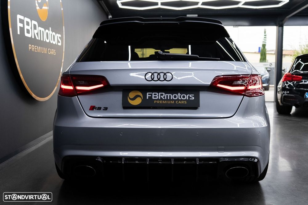 Audi RS3 Sportback 2.5 TFSI quattro S tronic - 3