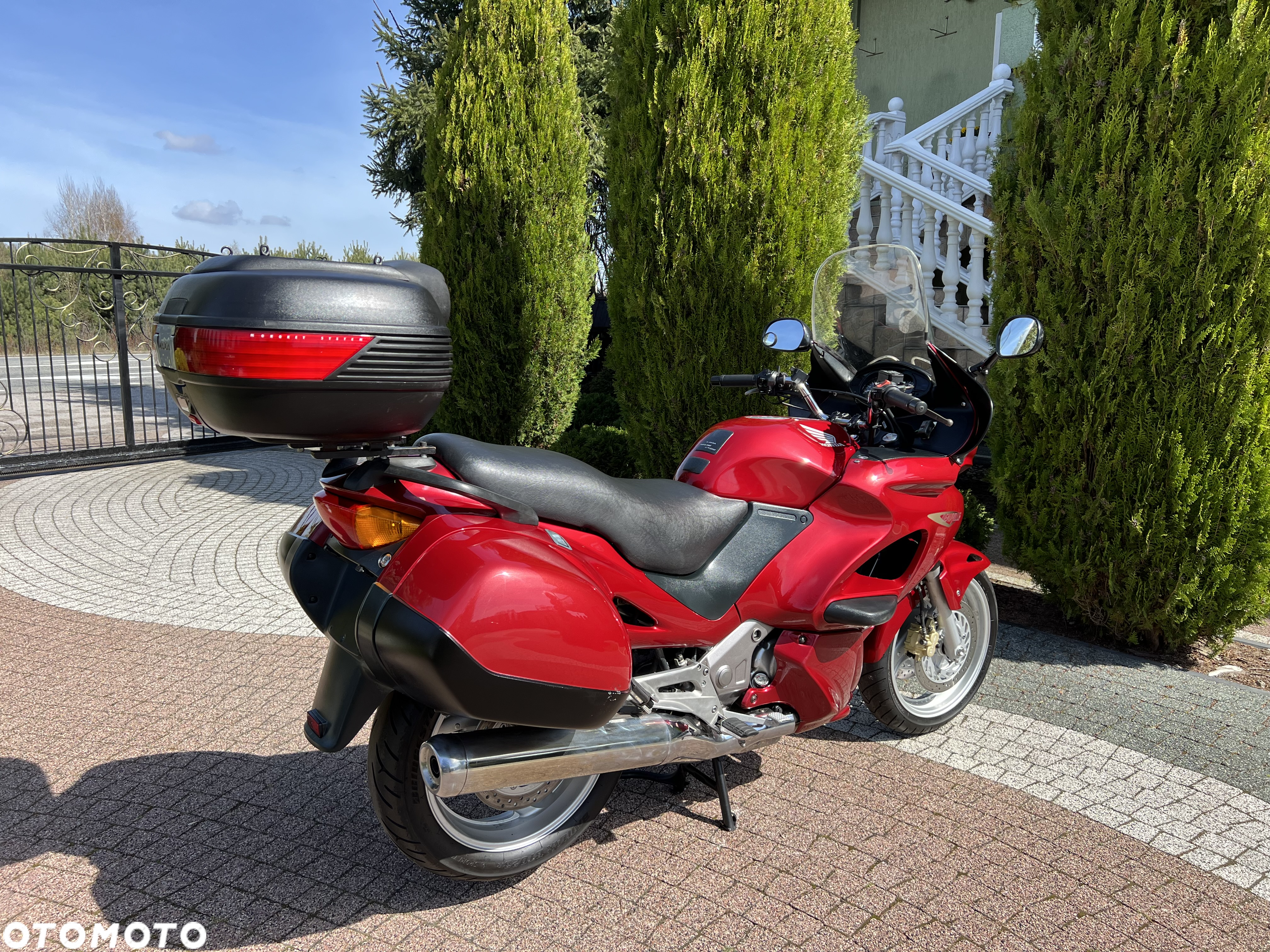 Honda NTV - 10