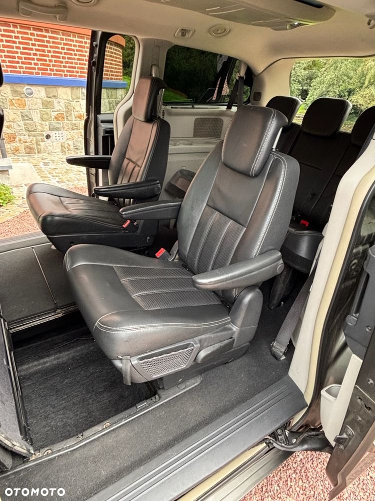 Chrysler Grand Voyager 2.8 CRD Automatik Limited - 30