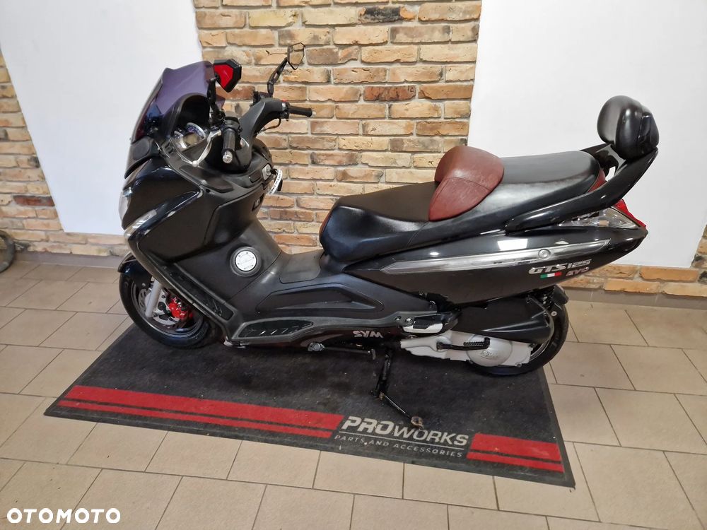 SYM GTS - 21