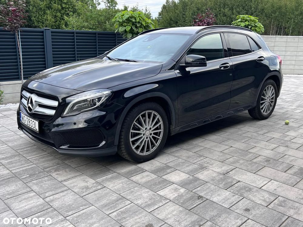 Mercedes-Benz GLA 250 4-Matic AMG Line - 4
