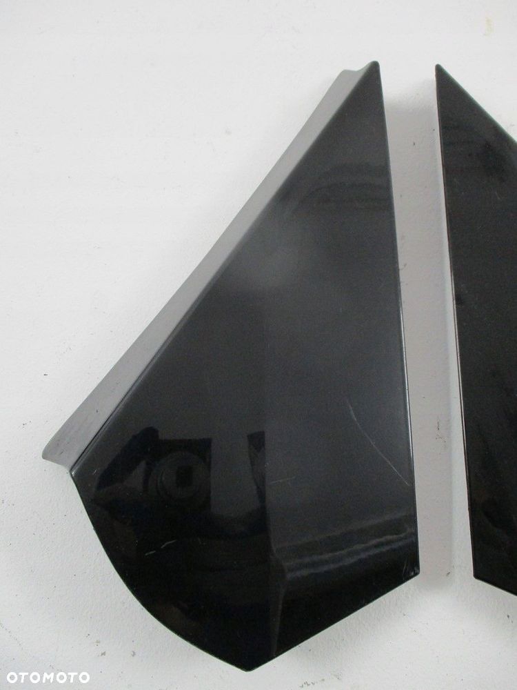 Trójkąt błotnika TOYOTA CHR 62581-F4010 62582- - 2