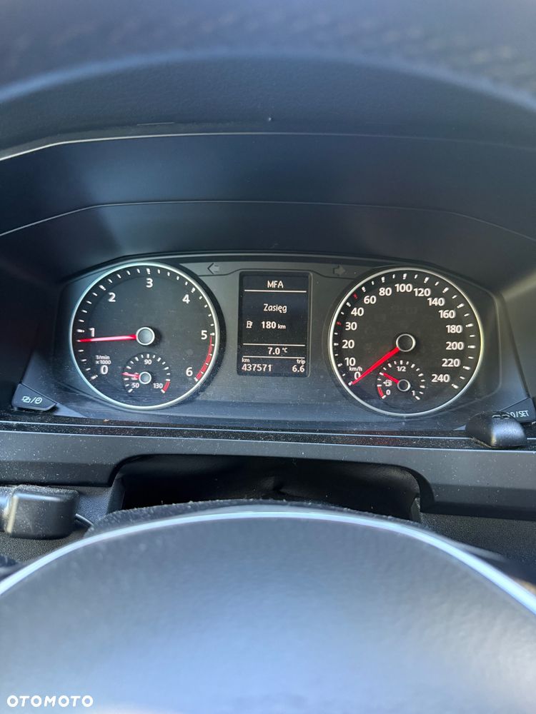 Volkswagen Caravelle 2.0 TDI L2 Comfortline DSG - 15