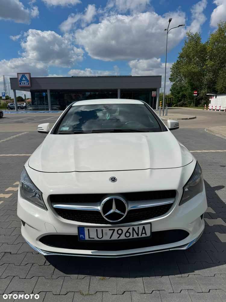 Mercedes-Benz CLA 250 7G-DCT - 2