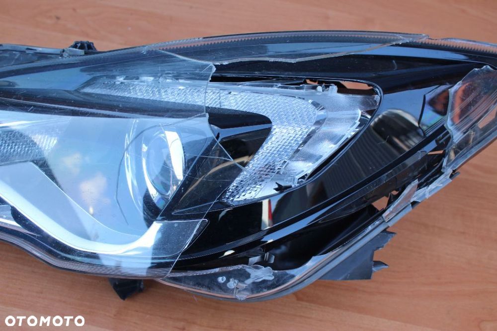 LAMPA LEWY PRZÓD LED OPEL INSIGNIA A LIFTING LIFT USZKODZONA  13409908 LH HELLA - 2