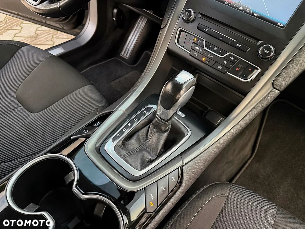 Ford Mondeo 2.0 TDCi Titanium PowerShift - 21