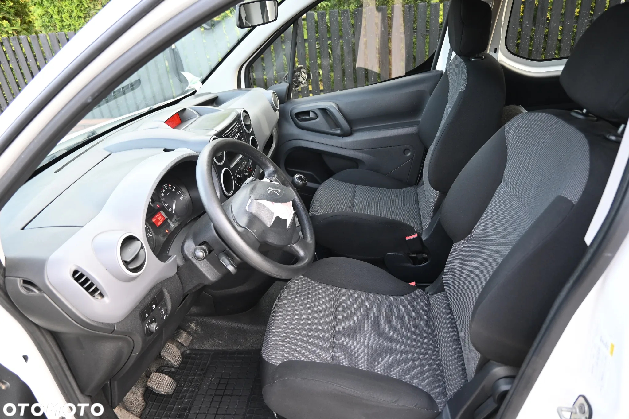 Peugeot PARTNER 1.6Hdi/100KM/5 Osobowy/L2H1!!! - 10