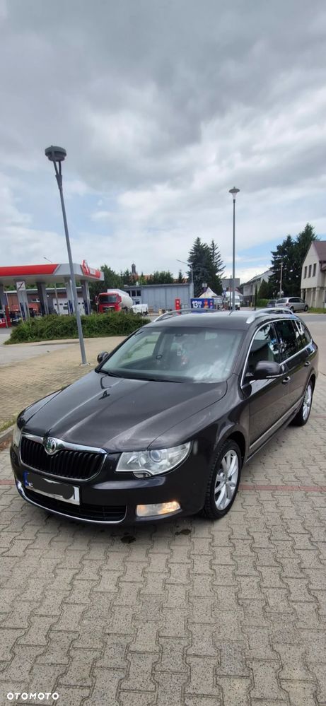 Skoda Superb 2.0 TDI DSG Comfort - 4