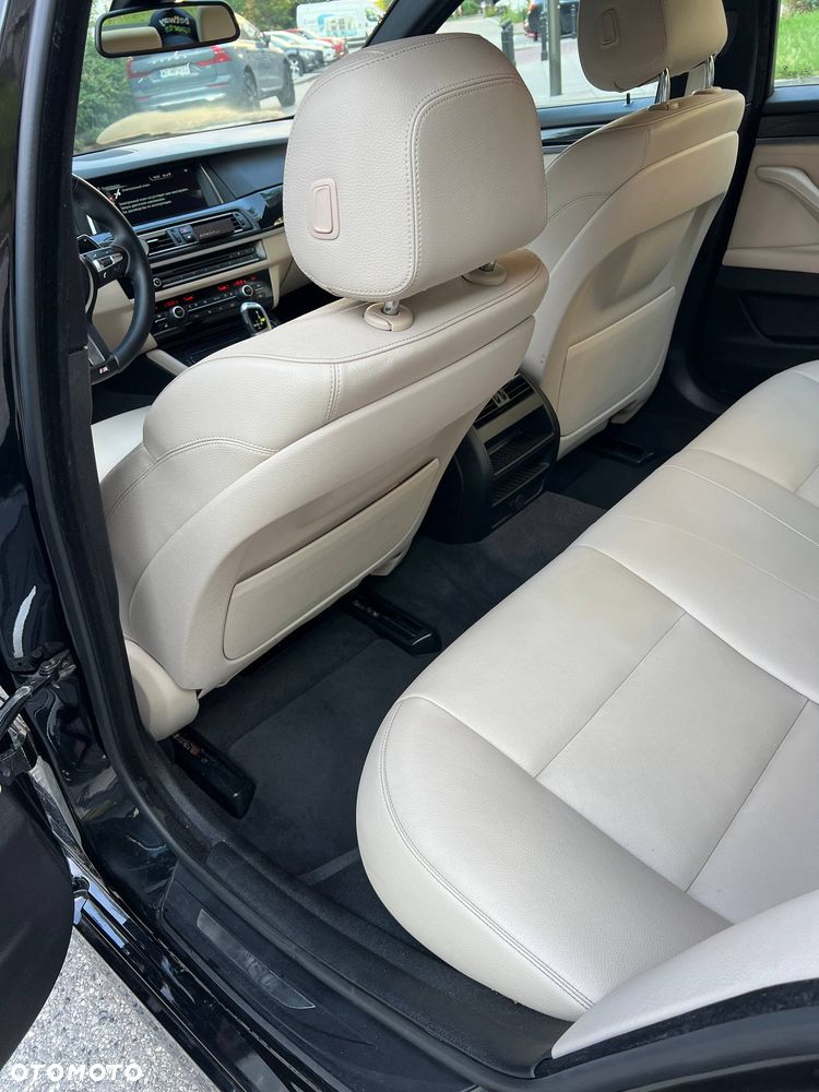 BMW Seria 5 530d xDrive Luxury Line - 25