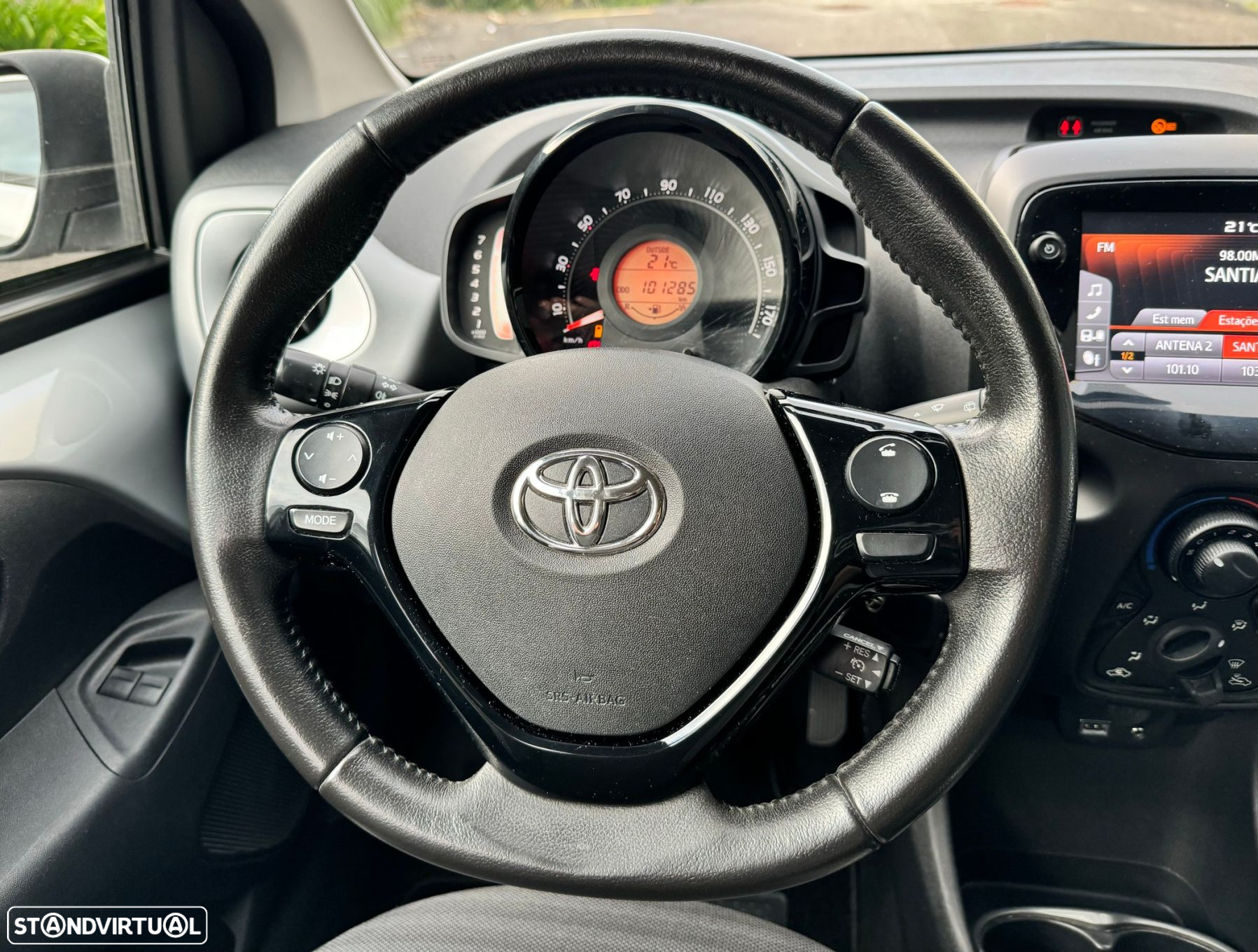 Toyota Aygo 1.0 X-Play Plus - 18