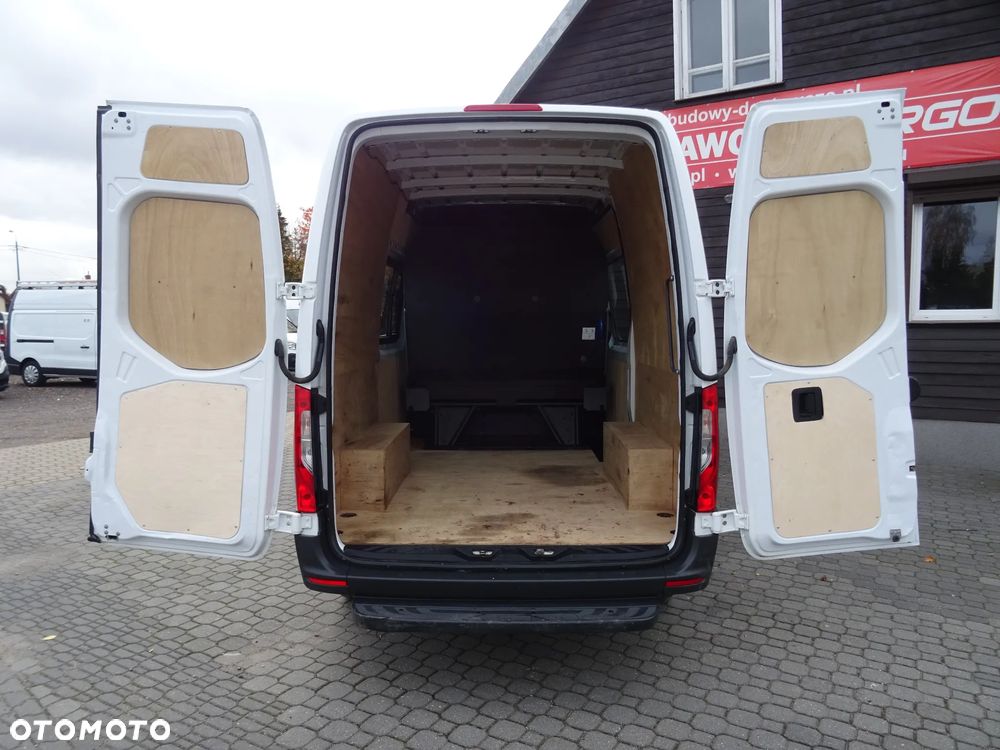 Mercedes-Benz SPRINTER - 7