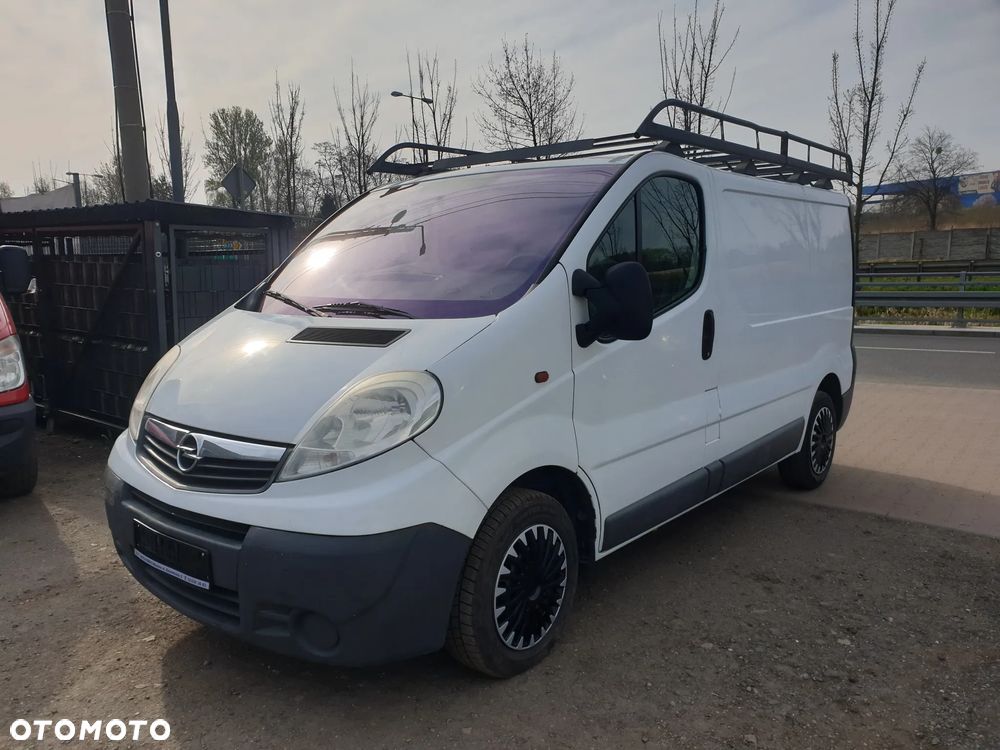 Opel vivaro - 1