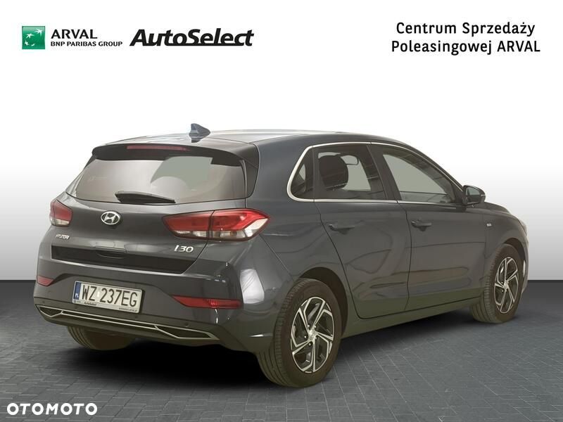 Hyundai i30 1.5 T-GDI 48V Comfort DCT - 6