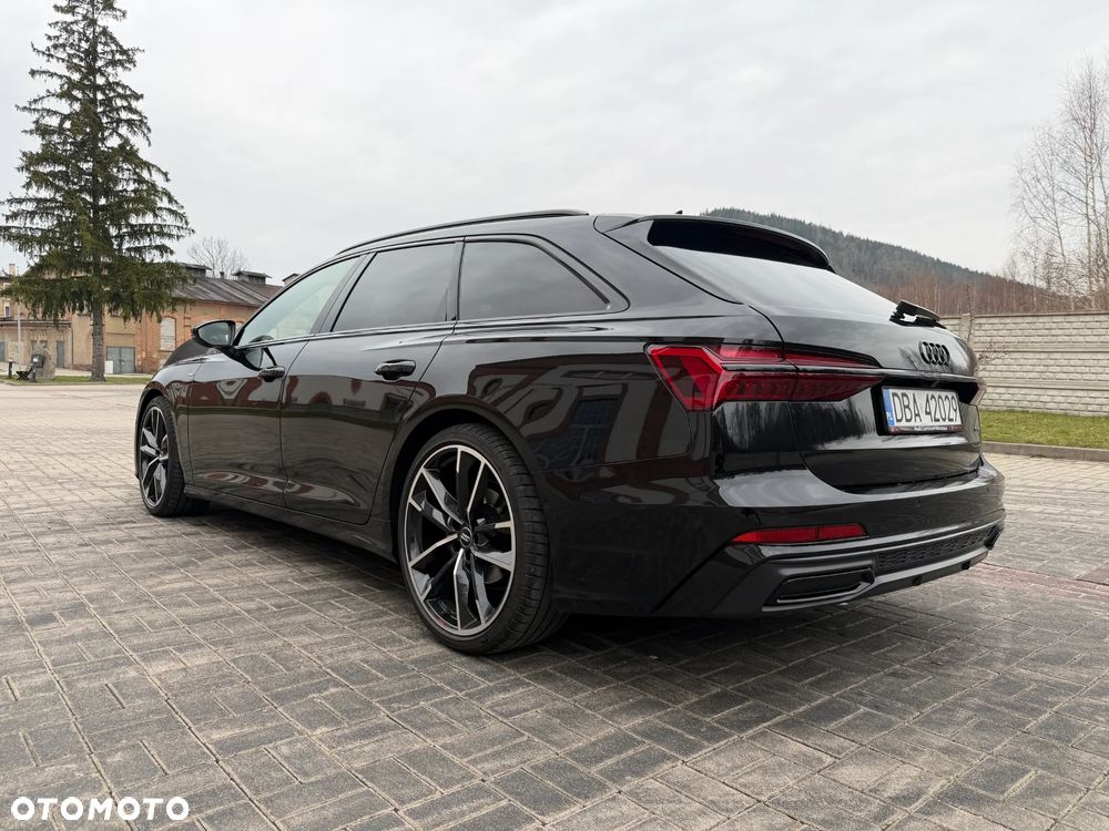 Audi A6 Avant 40 TDI quattro S tronic S line - 12
