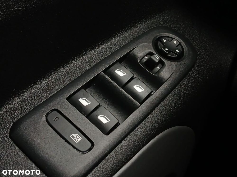 Toyota Proace City Verso 1.5 D-4D Business - 32