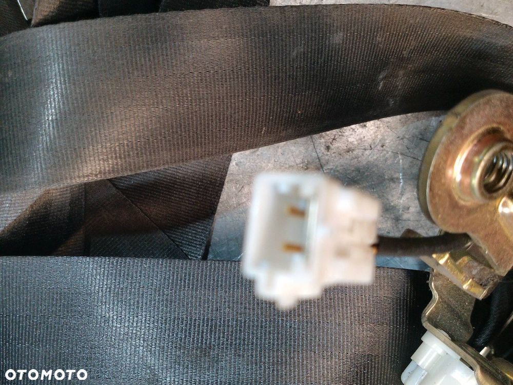 PAS BEZPIECZEŃSTWA LEWY PRZÓD RENAULT CLIO III 1.5 DCI - 2