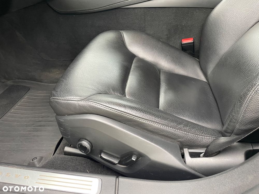 Volvo V90 D5 AWD Inscription - 28