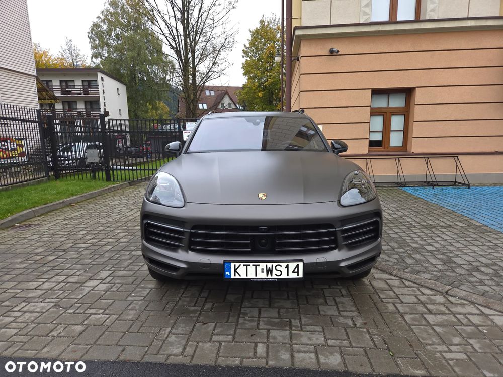 Porsche Cayenne - 3
