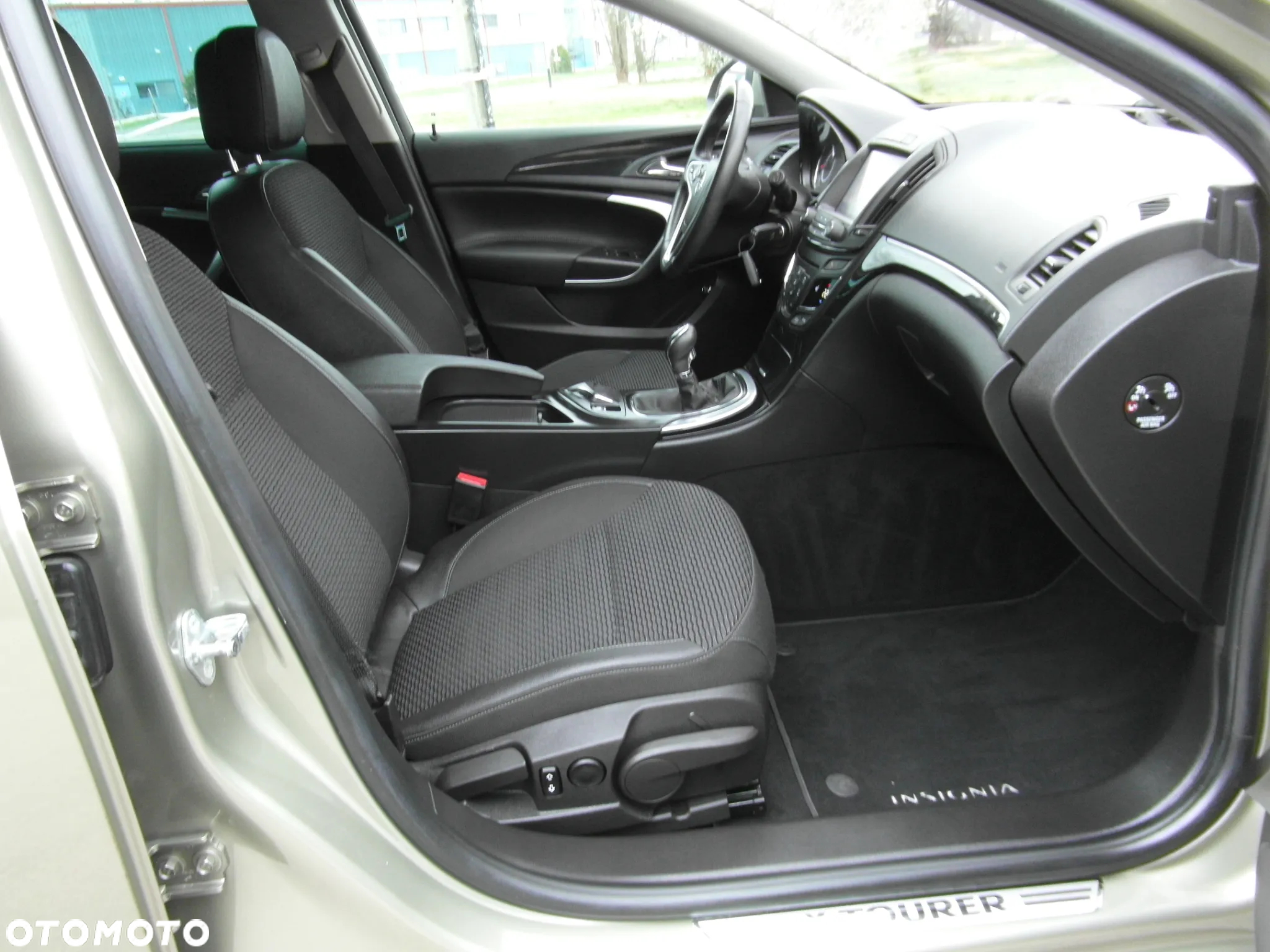 Opel Insignia CT 2.0 T 4x4 S&S EU6 - 17