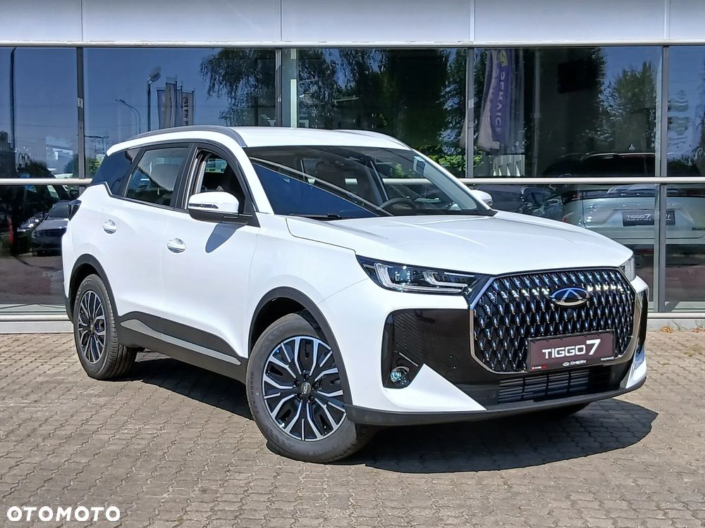 Chery Tiggo 7 1.6 T-GDI Essential DCT - 8