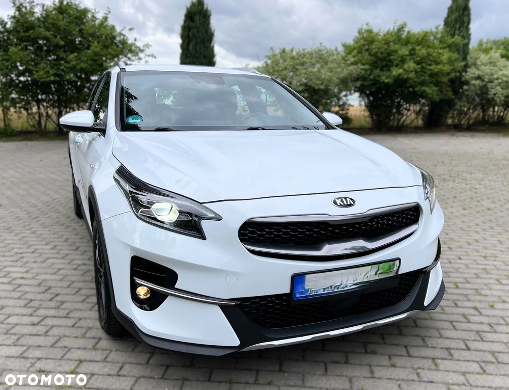 Kia XCeed 1.6 CRDi Eco-Dynamics+ (48V Mild-Hybrid) VISION - 9