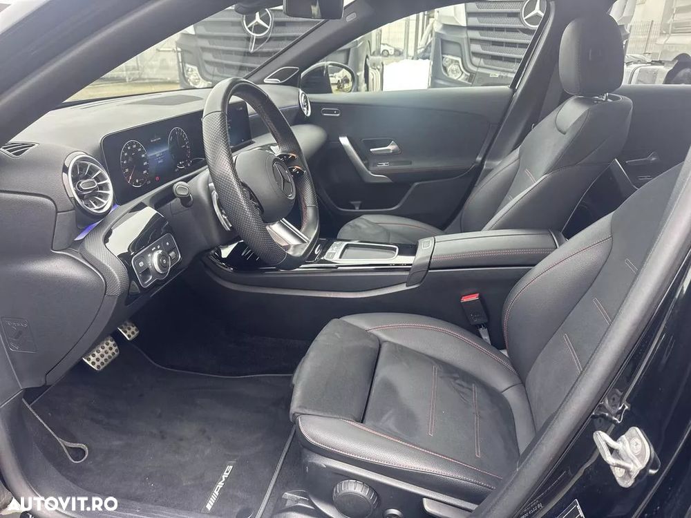 Mercedes-Benz A 250 e Sedan Aut. - 14