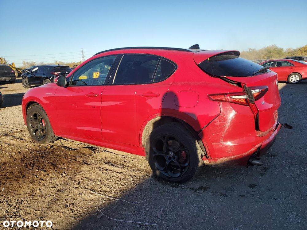 Alfa Romeo Stelvio - 3