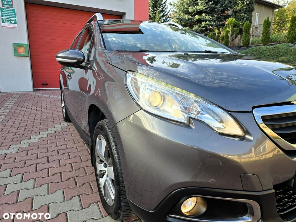 Peugeot 2008 e-HDi FAP 92 EGS6 STOP & START Allure - 19