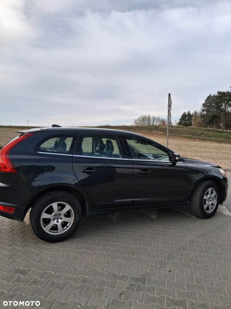 Volvo XC 60 2.4D AWD Summum - 3