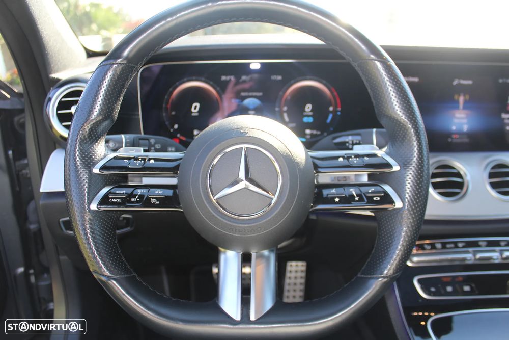 Mercedes-Benz E 300 de AMG Line - 24