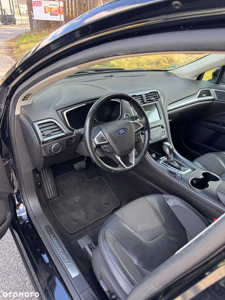 Ford Mondeo 2.0 TDCi Titanium PowerShift - 23