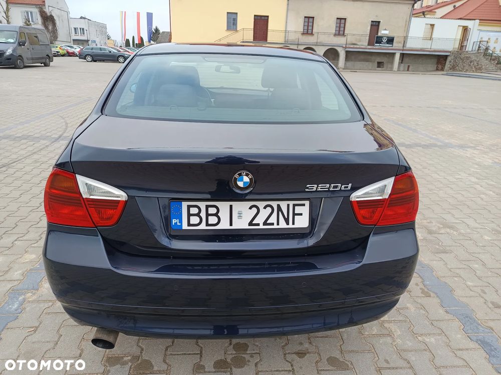 BMW Seria 3 320d DPF - 3