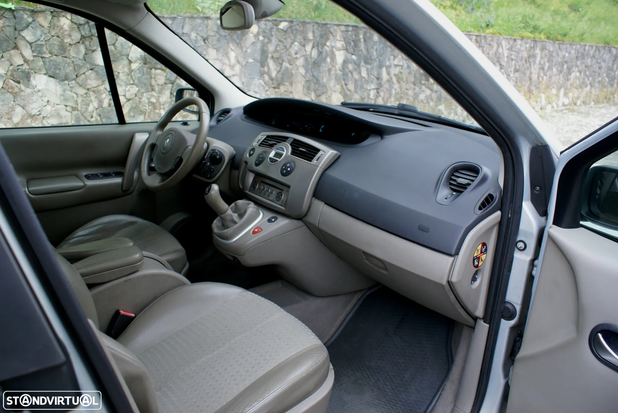 Renault Scénic 1.5 dCi Confort Privilége - 15